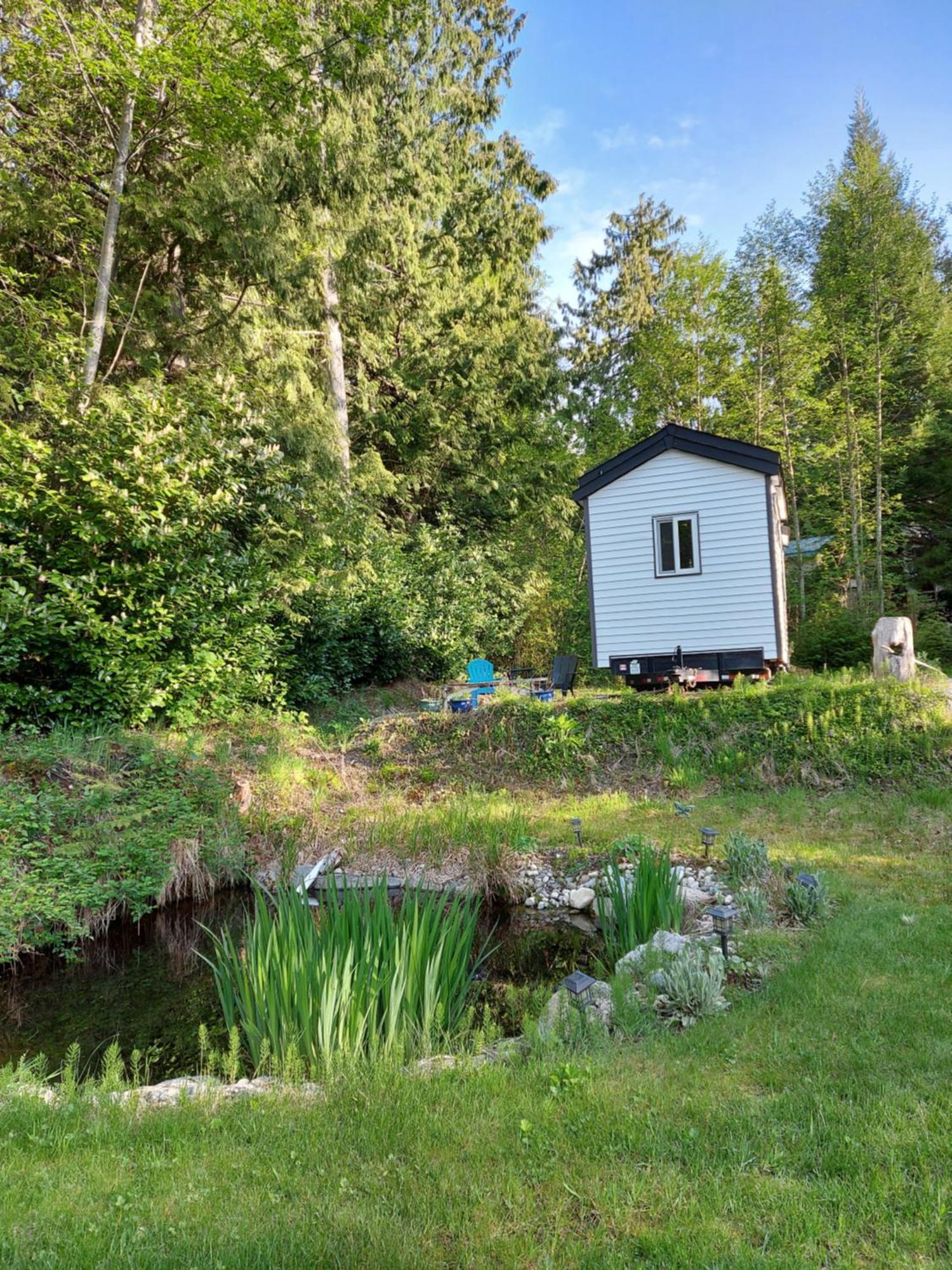 A Tiny Escape Villa Roberts Creek Ruang foto